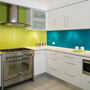 Сочетание зеленого цвета на кухне